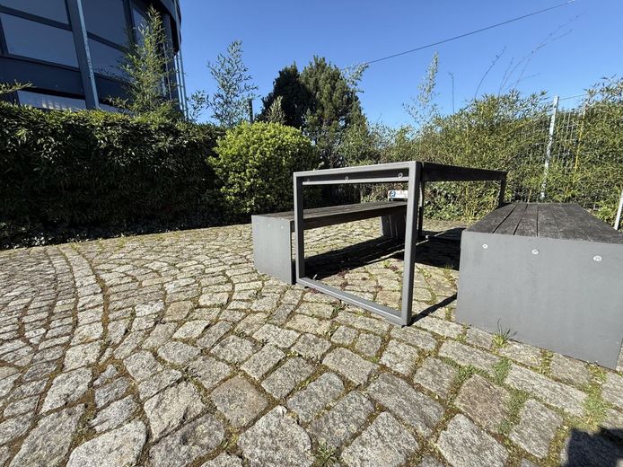 Moderne und funktionale Bürofläche in Köln Dellbrück – Außenfläche