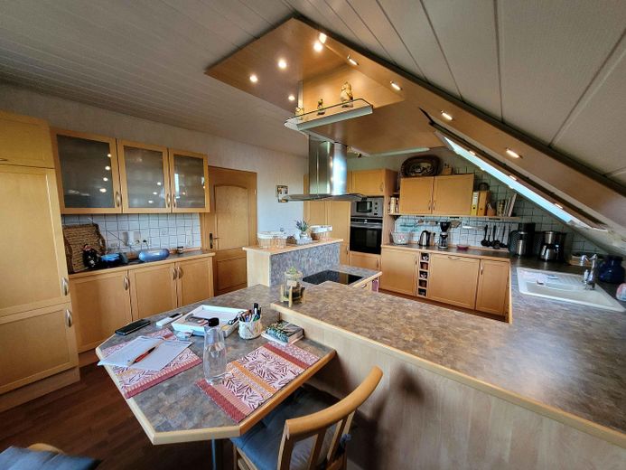 OG Whg. Küche mit Essplatz