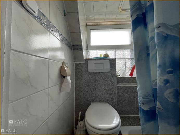 Haupthaus 1 OG Badezimmer
