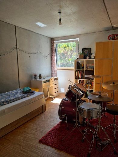 UG. Zimmer 2