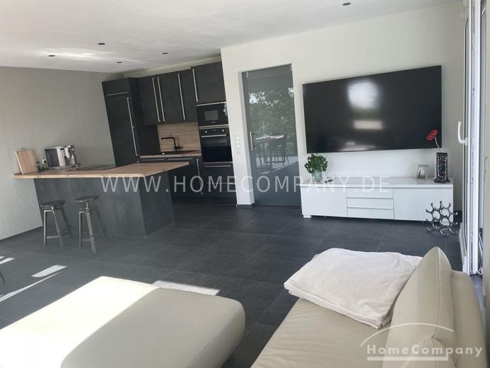 Sehr schöne, moderen 2 Zi.-Wohnung, Neubau, mit großer Terrasse. – 534bb66bd57c8c9776849ac5cf1cea609df889c8.jpg