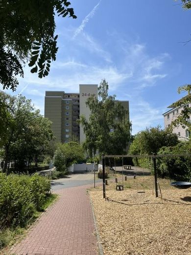 Inwestycja kapitałowa blisko centrum Brunszwiku – 3 pokoje, ok. 90 m², balkon i miejsce garażowe – Zdjęcie 9
