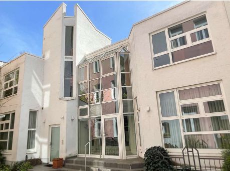 Büro / Praxis / Co-Working / Atelier in zentraler Innenstadtlage von Offenbach a.M. – Ansicht des Hauses