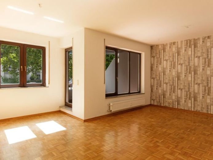 Gut aufgeteilte Eigentumswohnung zwischen Innenstadt und Stadion
in gepflegtem Haus – Foto 1