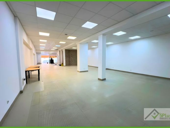 + 5PLUS + IDEA DI BUSINESS? 200M² DI SPAZIO COMMERCIALE VICINO AL ცენტRO IN ROSENALLEE A ESCHWEILER +++ – Foto 1