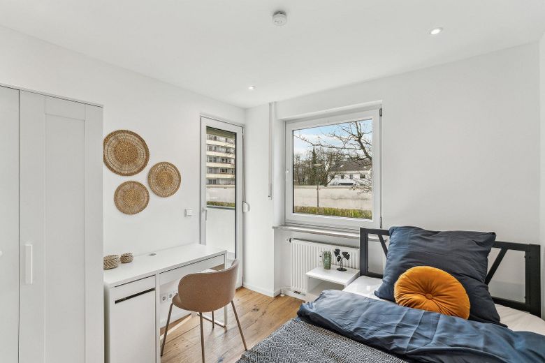 Top-Uni-Lage! Modern möbliertes Zimmer in sanierter WG | All-inclusive - mit Strom und Internet – WG-Zimmer