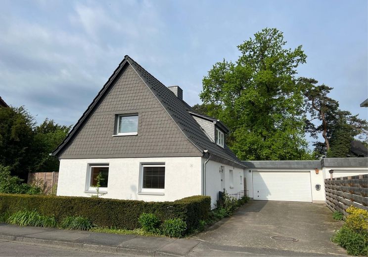Vivre au centre sans stress de rénovation : maison individuelle compacte, grand jardin, garage XXL – Photo 2