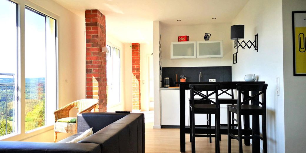 Alojamiento Moselsteig: 6 apartamentos vacacionales, cafetería y vivienda del operador con vistas al Mosela – Apartment