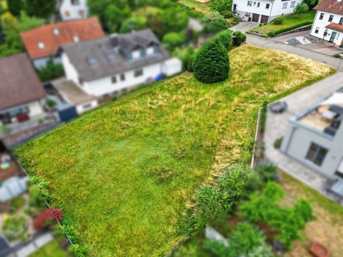 Attraente terreno edificabile per un progetto di case a schiera in una tranquilla zona residenziale – Foto 1