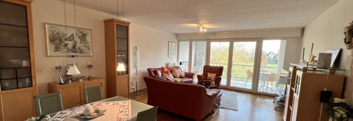 Wohnzimmer mit schöner Aussicht