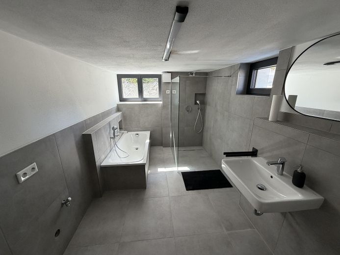 Exklusive 3-Zimmer-Wohnung-Ingolstadt-Mailing-Kernsaniert&Modern – Foto 4