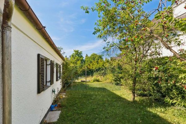 Developer highlight Munich-Forstenried: Plot near the underground station & high densification potential