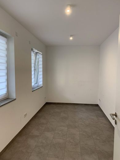 Arbeits-/Gästezimmer - EG