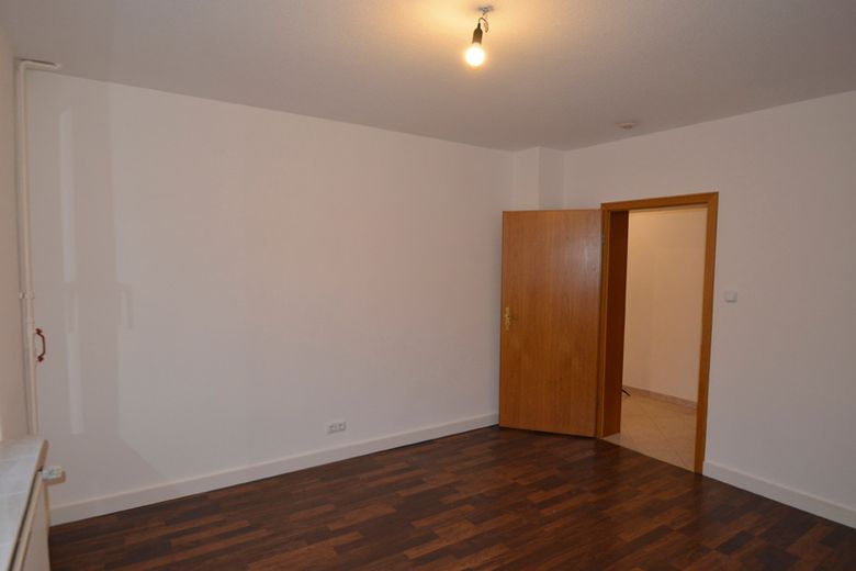 5 Zimmer Maisonett-Wohnung mit 2 Bädern und ca. 124 m² Wohnfläche im beliebten Langerfeld – Schlafzimmer unten