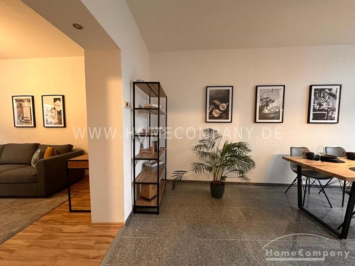 Appartamento arredato modernamente a Alt-Saarbrücken – b090341971761f77177de58874b2319cfa12cec2.jpg