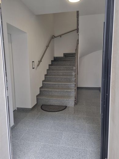 2 Zimmer Wohnung inklusive Einbauküche und Waschmaschine. – Foto 18