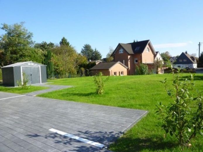 Terrassenwohnung mit eigenem Eingang – Stellplatz/Gemeinschaftsgarten
