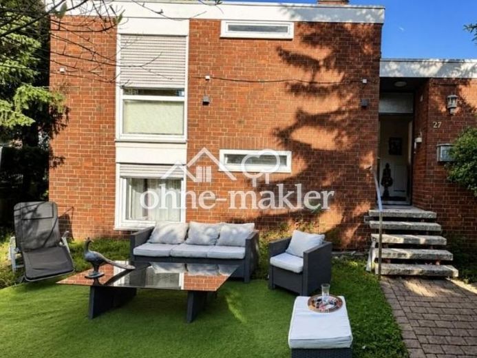 Modernisiertes Einfamilienhaus mit Wintergarten, Sauna und Whirlpool in Düsseldorf – Foto 1