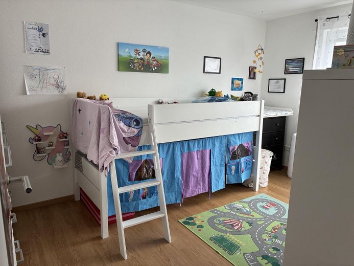 Ruhiges Wohnen: Lichtdurchflutete OG-Wohnung im Grünen – Arbeitszimmer