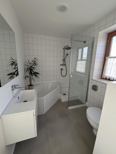 2-gezinswoning incl. 1700 m² grond in Engelsberg – EG Bad Vorschlag zur Umgestalt