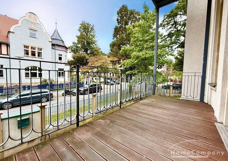 28024 HomeCompany Dresden Möbliert/Furnished 2-Zimmer Apartment  im Herzen der Radeberger Vorstadt mit 2 Balkonen max. 2 Personen – 05742fddde4223c6ae281ade21fde4380c515c6f.jpg