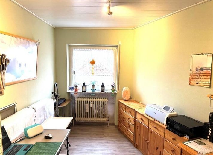 KInder-/Arbeitszimmer