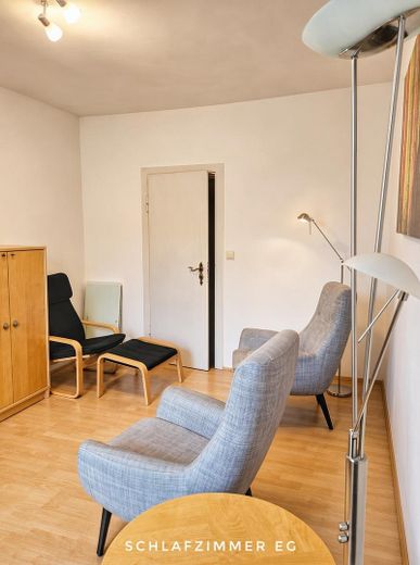 Maison à colombages avec cour intérieure, atelier et garage – vieille ville d’Uelzen, sans commission – Schlafzimmer Wohnung EG