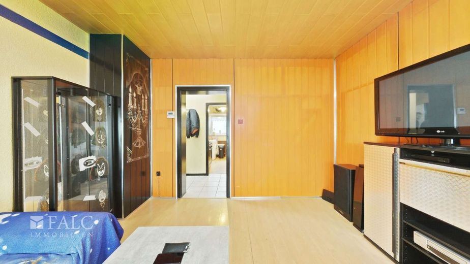 Sofort bezugsfrei - Attraktive 3-Zimmer-Wohnung mit Balkon in Köln-Humboldt/Gremberg – Wohnzimmer_1_2