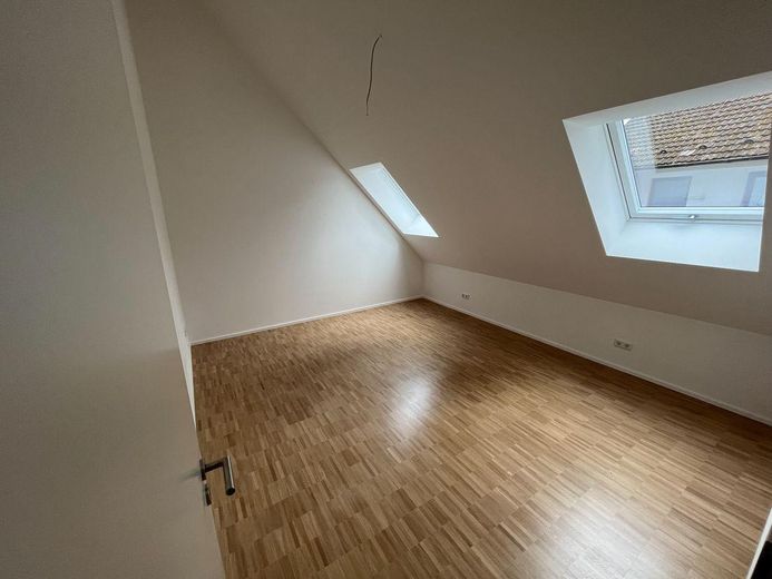 5-room apartment in an eco-friendly timber house – Zimmer 2 DG