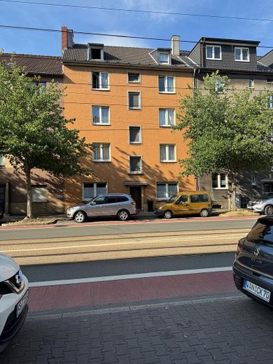 Mehrfamilienhaus in Bochum - 6 Wohnungen - sehr gepflegt - gute Mieter – Foto 1