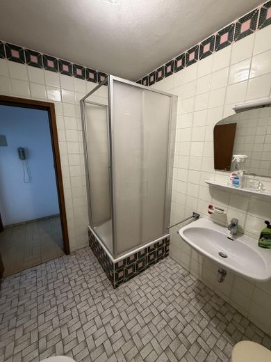 Zentrumsnah: Wohnhaus mit Galerie/Atelier, Einlieger-App.  & traumh. Naturgarten (834 qm) – Bad Appartment