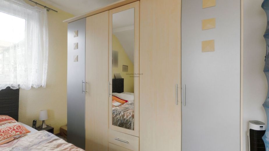 *** Altbau trifft Moderne - Vielseitiges Zuhause für die ganze Familie – Altbau_Obergeschoss_Schlafzimmer_2