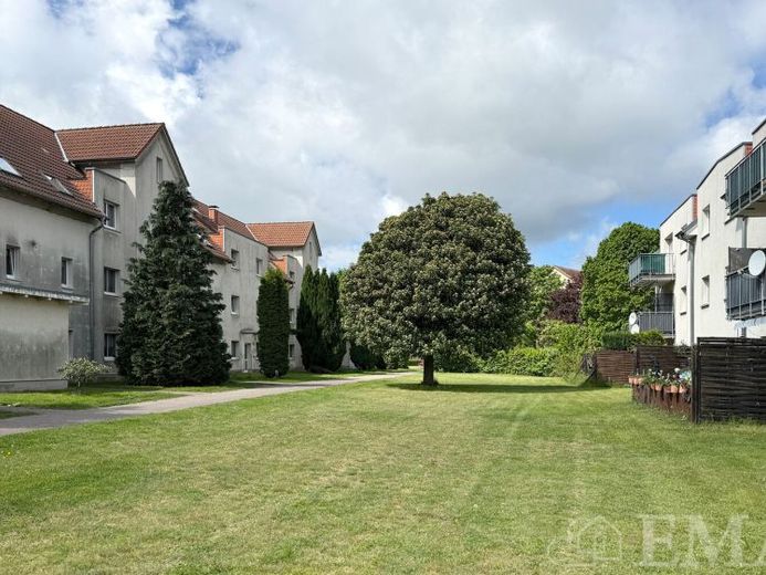 Three fully let apartment buildings with 25 residential units in Neustadt an der Dosse – Photo 1