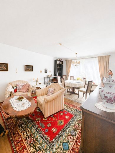 Schöne 3-Zimmer-Wohnung in direkter Innenstadtlage Bremerhavens – Wohnzimmer