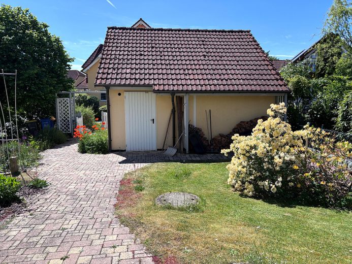 Doppelgarage, hinterer Ausgang