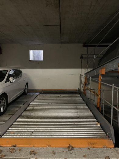 Pkw-Stellplatz Tiefgarage