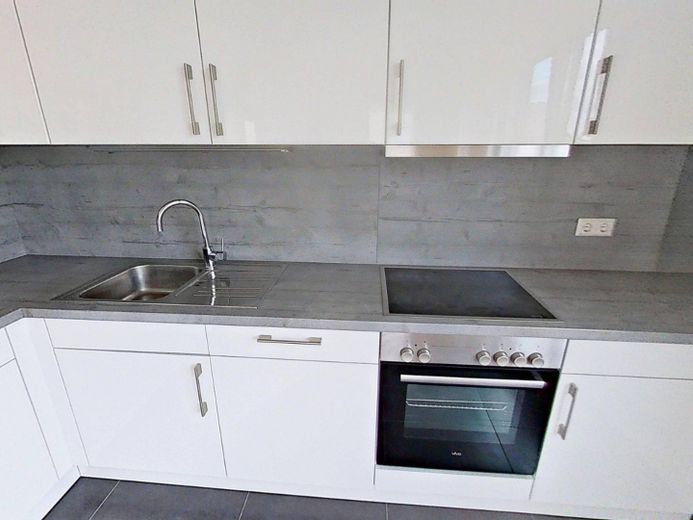Moderne 3-Zimmer-Wohnung mit großem Balkon! – Ansicht II: Küche
