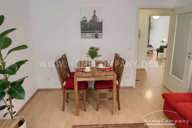 17709 HomeCompany Dresden Möbliert/Furnished 2-Zimmer Apartment mit Balkon in Dresden-Neustadt max. 3 Personen – 73e63d56350000510cbc040374031fbf56ad15b1.jpg
