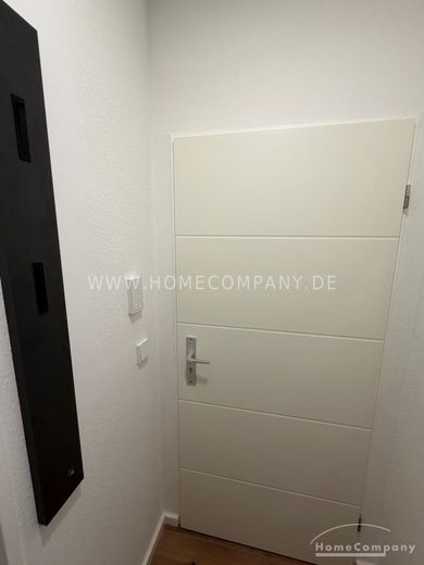 Gemütliche, kleine 1 Zi.Whg., modern und komplett möbliert, 4. OG (mit Fahrstuhl). – d8cb3c48421e223be0b306c4e7736934c2f1de5d.jpg