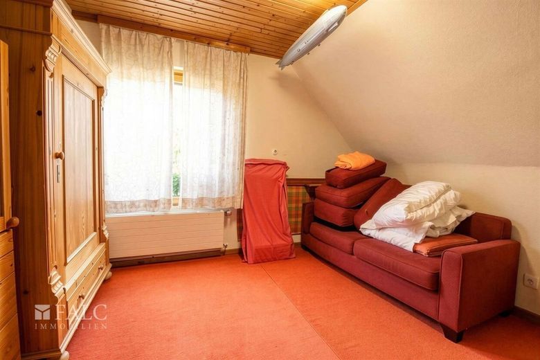 Viel Platz, tolle Lage, großes Potenzial:  Ihr neues Zuhause – Weiteres Kinderzimmer