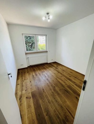 Exklusiver, kernsanierter Bungalow in Damm - wohnen auf einer Ebene – Kinderzimmer oder Home Office