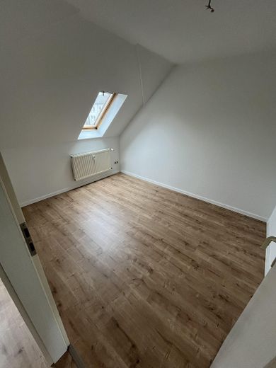 helle kleine 2-Raumwohnung in Chemnitz im Dachgeschoss – Foto 5