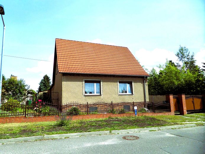 Straßenansicht