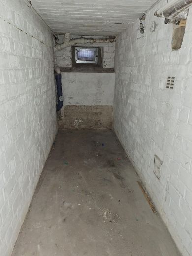 Sanierte 3,5 Zimmer-KDB Wohnung (ca. 70 qm) mit Einbauküche und Balkon / Holsterhausen – Keller