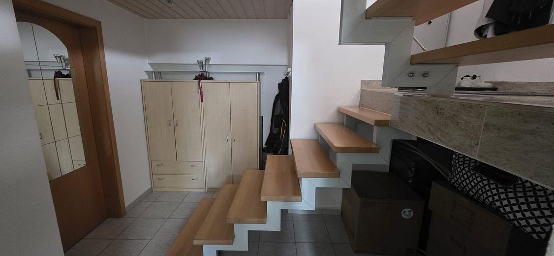 Light-filled detached house in an attractive residential area – untere Stockwerk stauraum