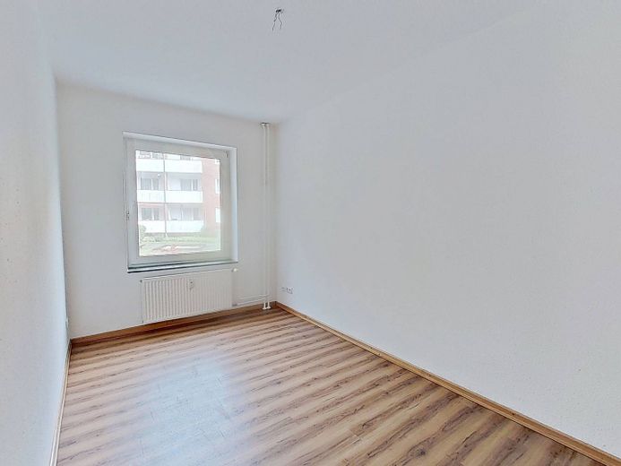 Ihr neues Wohlfühlzuhause in Rendsburg: Geräumige 3-Zimmer-Wohnung mit EBK und BALKON – Ansicht I: Schlafzimmer II