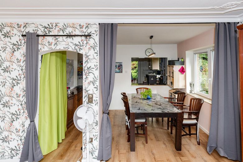 1.OG Esszimmer vom WZ aus ges 