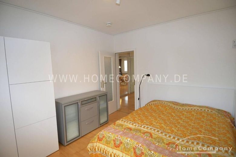 Voll möblierte Drei-Zimmer-Wohnung in saniertem Altbau, Berlin Friedrichshain – e424be69a177c5b693dbe166cbb16b430bc2af57.jpg