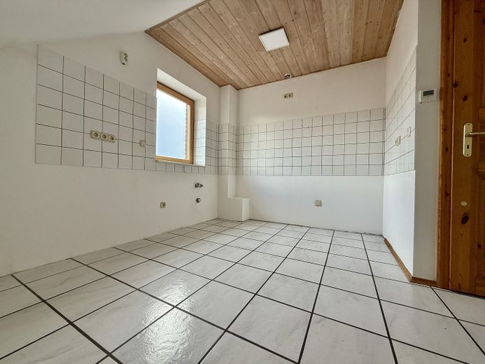 Bezugsbereit: 4-Zimmer Eigentumswohnung mit Balkon in ruhiger Lage in Keldenich – Küche