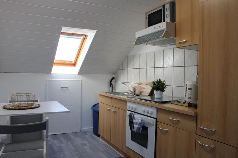Zentrales schickes möbliertes Apartment – Foto 10